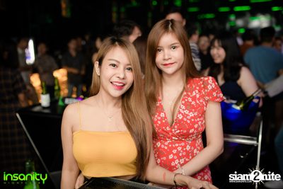 Japan Nights กับ DJ Rozavy ที่ Insanity Nightclub — photo 25