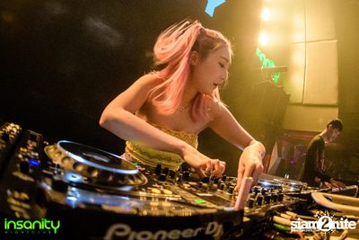 Japan Nights กับ DJ Rozavy ที่ Insanity Nightclub — photo 93