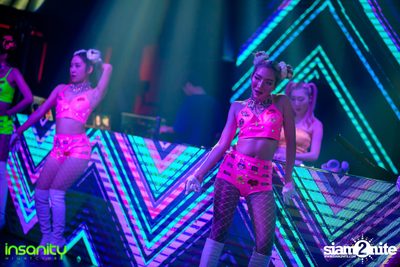 Japan Nights กับ DJ Rozavy ที่ Insanity Nightclub — photo 109