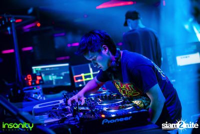 Official DJ Mag Event กับ Plastik Funk ที่ อินเซนิตี้ ไนท์คลับ — photo 38