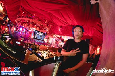 Sugar n Cream at MIXX Bangkok — photo 26