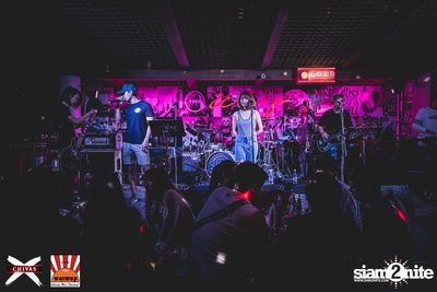 Slot Machine x Ink Waruntorn ที่ วอร์ม อัพ คาเฟ่ เชียงใหม่ — photo 11