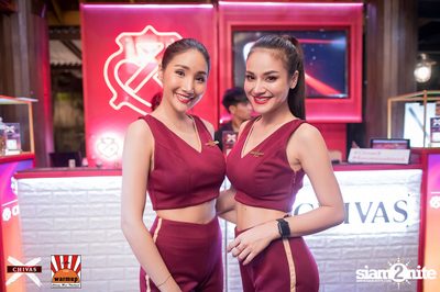 Slot Machine x Ink Waruntorn ที่ วอร์ม อัพ คาเฟ่ เชียงใหม่ — photo 17