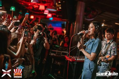 Slot Machine x Ink Waruntorn ที่ วอร์ม อัพ คาเฟ่ เชียงใหม่ — photo 48