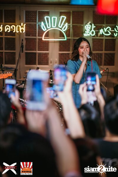 Slot Machine x Ink Waruntorn ที่ วอร์ม อัพ คาเฟ่ เชียงใหม่ — photo 75
