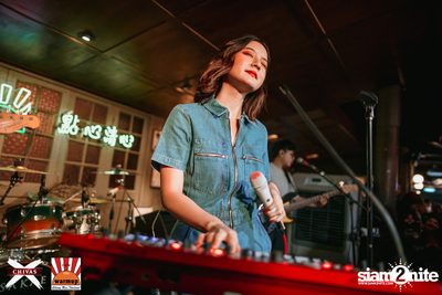 Slot Machine x Ink Waruntorn ที่ วอร์ม อัพ คาเฟ่ เชียงใหม่ — photo 87