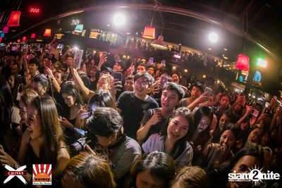 Slot Machine x Ink Waruntorn ที่ วอร์ม อัพ คาเฟ่ เชียงใหม่ — photo 93