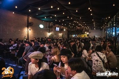 Atom Chanakan at 20Something Bar — photo 10