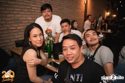 Atom Chanakan at 20Something Bar — photo 23