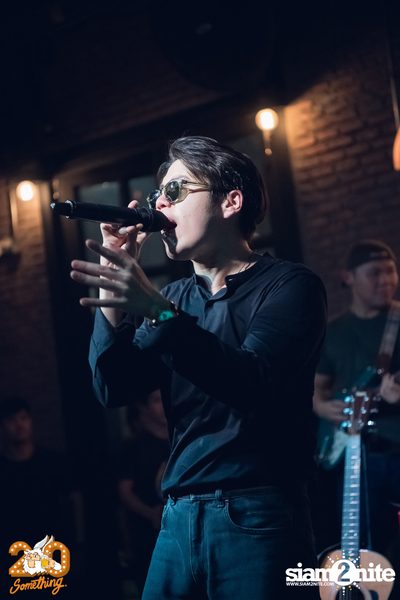 Atom Chanakan at 20Something Bar — photo 68
