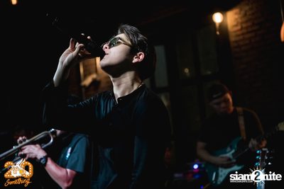Atom Chanakan at 20Something Bar — photo 69