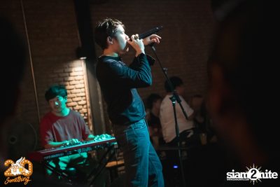 Atom Chanakan at 20Something Bar — photo 78