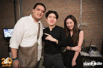 Atom Chanakan at 20Something Bar — photo 83