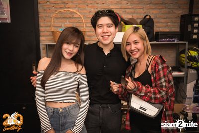 Atom Chanakan at 20Something Bar — photo 95