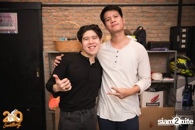Atom Chanakan at 20Something Bar — photo 119