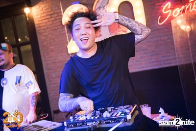 Atom Chanakan at 20Something Bar — photo 124