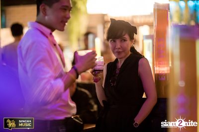 Singha Presents ETC. ที่ รียูเนี่ยน ทองหล่อ — photo 44