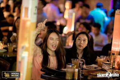 Singha Presents ETC. ที่ รียูเนี่ยน ทองหล่อ — photo 48