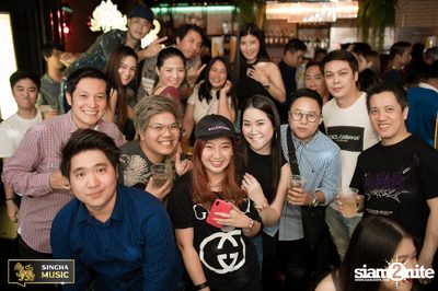 Singha Presents ETC. ที่ รียูเนี่ยน ทองหล่อ — photo 54