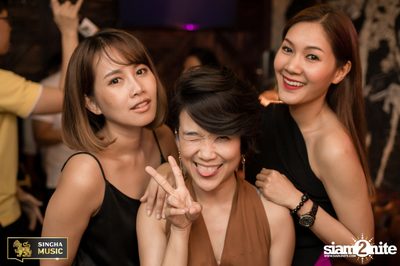 Singha Presents ETC. ที่ รียูเนี่ยน ทองหล่อ — photo 57