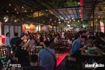 Polycat Live ที่ ฟรีคบาร์ — photo 3