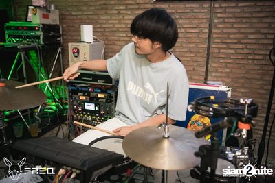 Polycat Live ที่ ฟรีคบาร์ — photo 103