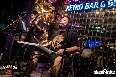คืนวันศุกร์ ที่ เริงลลิล Retro Bar — photo 109