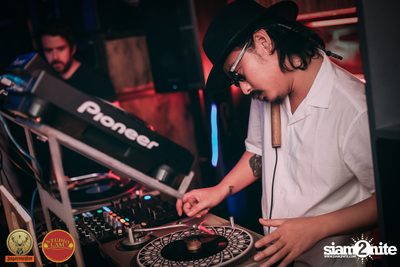 John Gómez ที่ สตูดิโอ ลำ — photo 57