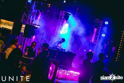 UNITE at K-PUB YG Republique (Album 1) — photo 15