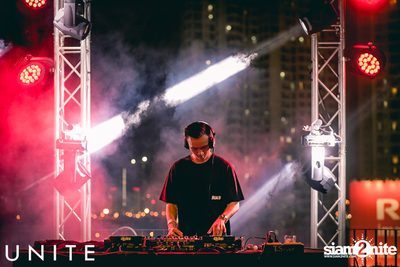UNITE at K-PUB YG Republique (Album 1) — photo 23