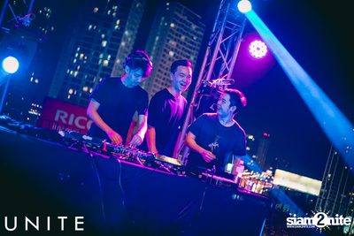 UNITE at K-PUB YG Republique (Album 1) — photo 71