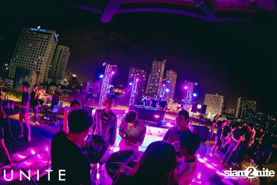 UNITE at K-PUB YG Republique (Album 1) — photo 77