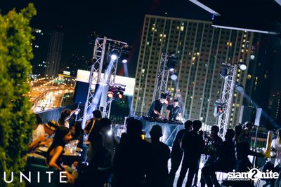 UNITE at K-PUB YG Republique (Album 2) — photo 7