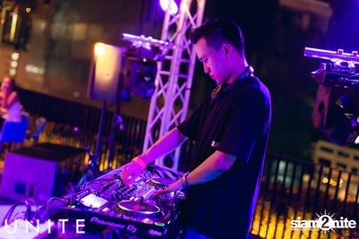 UNITE at K-PUB YG Republique (Album 2) — photo 13