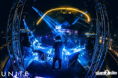 UNITE at K-PUB YG Republique (Album 2) — photo 28