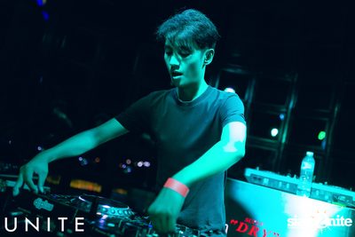 UNITE at K-PUB YG Republique (Album 2) — photo 42