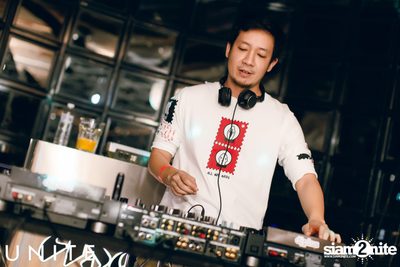 UNITE at K-PUB YG Republique (Album 2) — photo 45