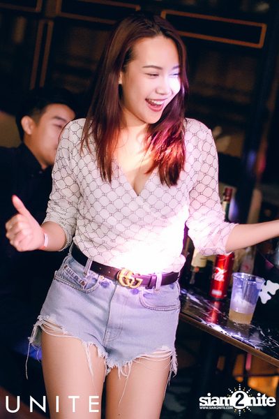 UNITE at K-PUB YG Republique (Album 2) — photo 82