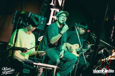 Oat Pramote at Wine Republic — photo 4