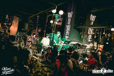 Oat Pramote at Wine Republic — photo 30