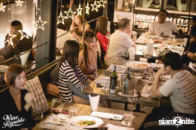 Oat Pramote at Wine Republic — photo 52