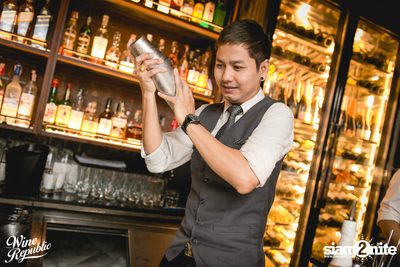 Oat Pramote at Wine Republic — photo 60