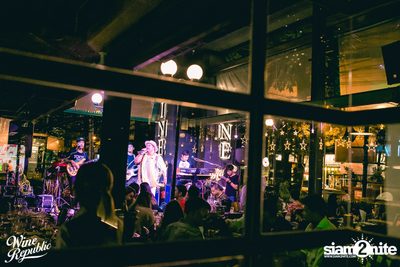 Oat Pramote at Wine Republic — photo 114