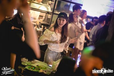 Oat Pramote at Wine Republic — photo 131