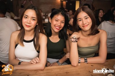Monik x Wan Yai at 20Something Bar — photo 16