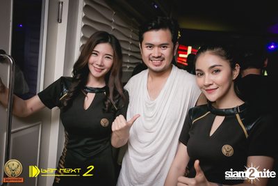 White & Party Party ที่ บาร์ เน็กซ์ ดอร์ — photo 20