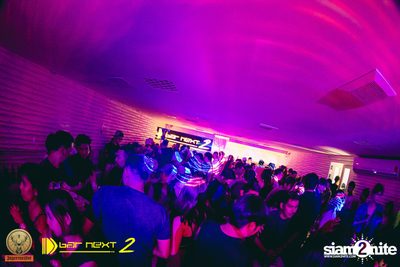 White & Party Party ที่ บาร์ เน็กซ์ ดอร์ — photo 38