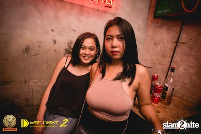 White & Party Party ที่ บาร์ เน็กซ์ ดอร์ — photo 43