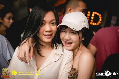 White & Party Party ที่ บาร์ เน็กซ์ ดอร์ — photo 44