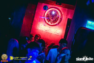 White & Party Party ที่ บาร์ เน็กซ์ ดอร์ — photo 47